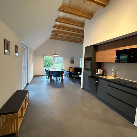 8638 Apartments A/3 Balatonlelle Bagian luar foto